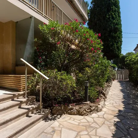 Apartman Fenelon Terrasse Et Parking *